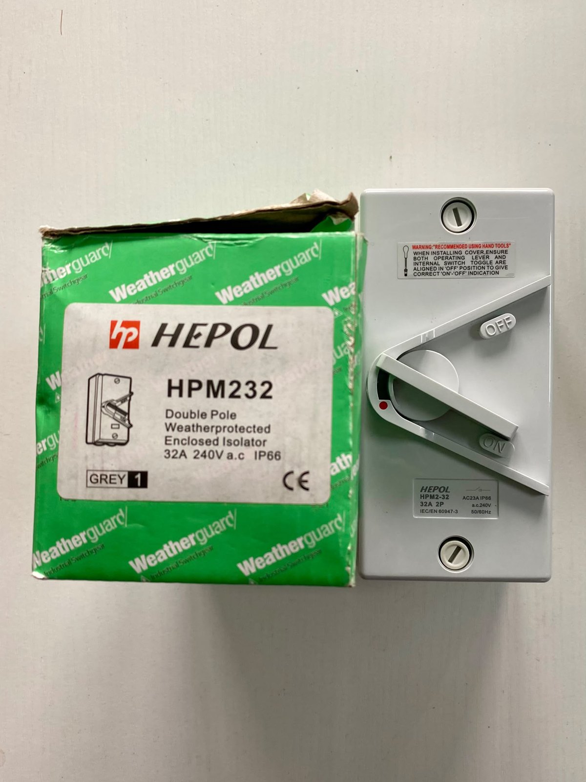 32A 雙極防水負荷隔離開關（刀掣）