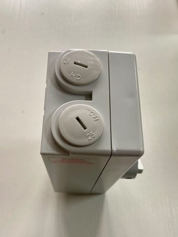 32A 雙極防水負荷隔離開關（刀掣） 圖片 4