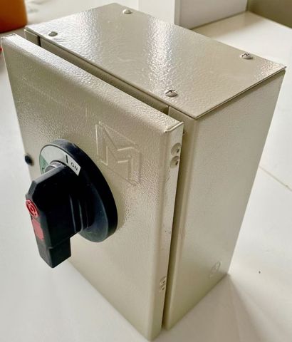 SIHF 323N 32A刀掣 圖片 5